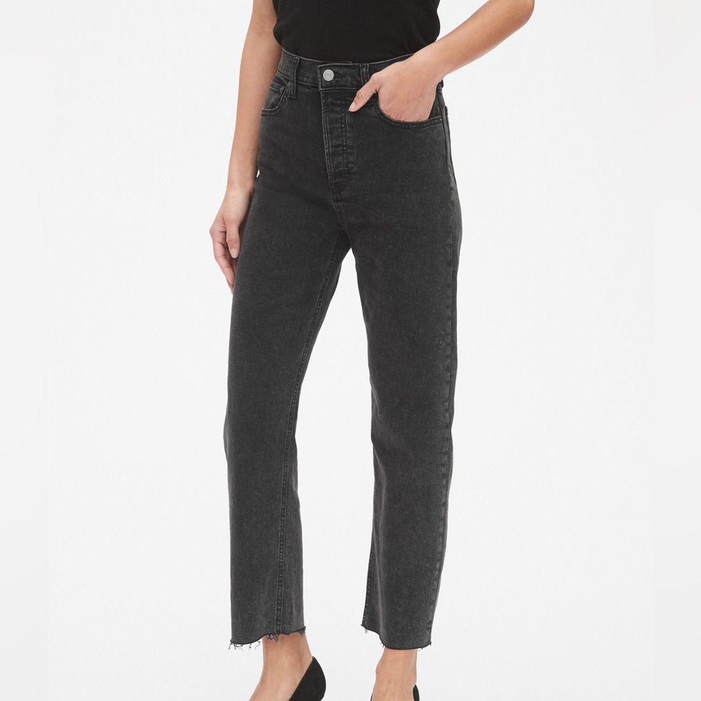 NWOT GAP 1969 CHEEKY STRAIGHT REGULAR BLACK RAW EDGE DISTRESSED - ADORABLE 0/25